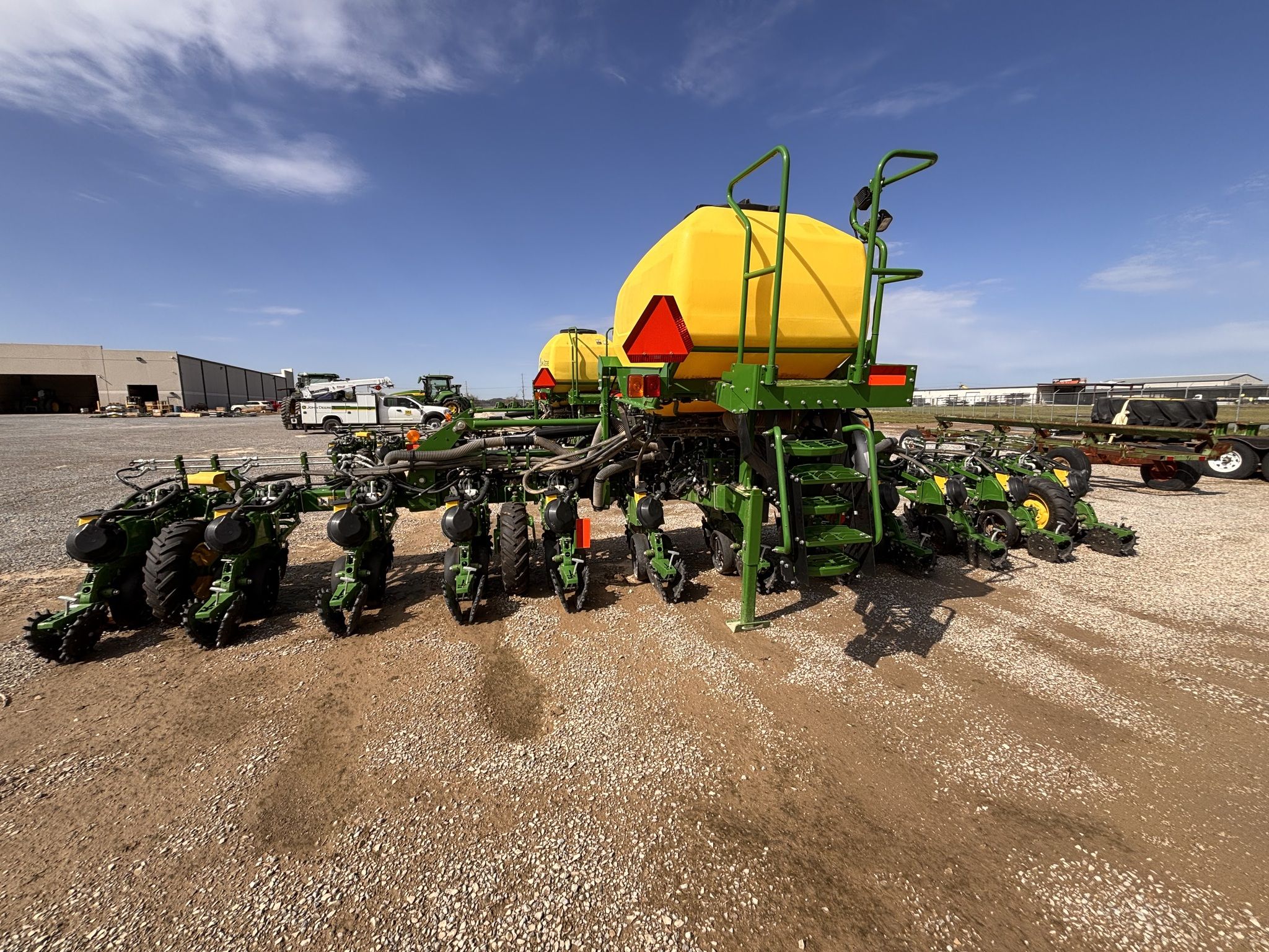 2024 John Deere 1725 CCS Image