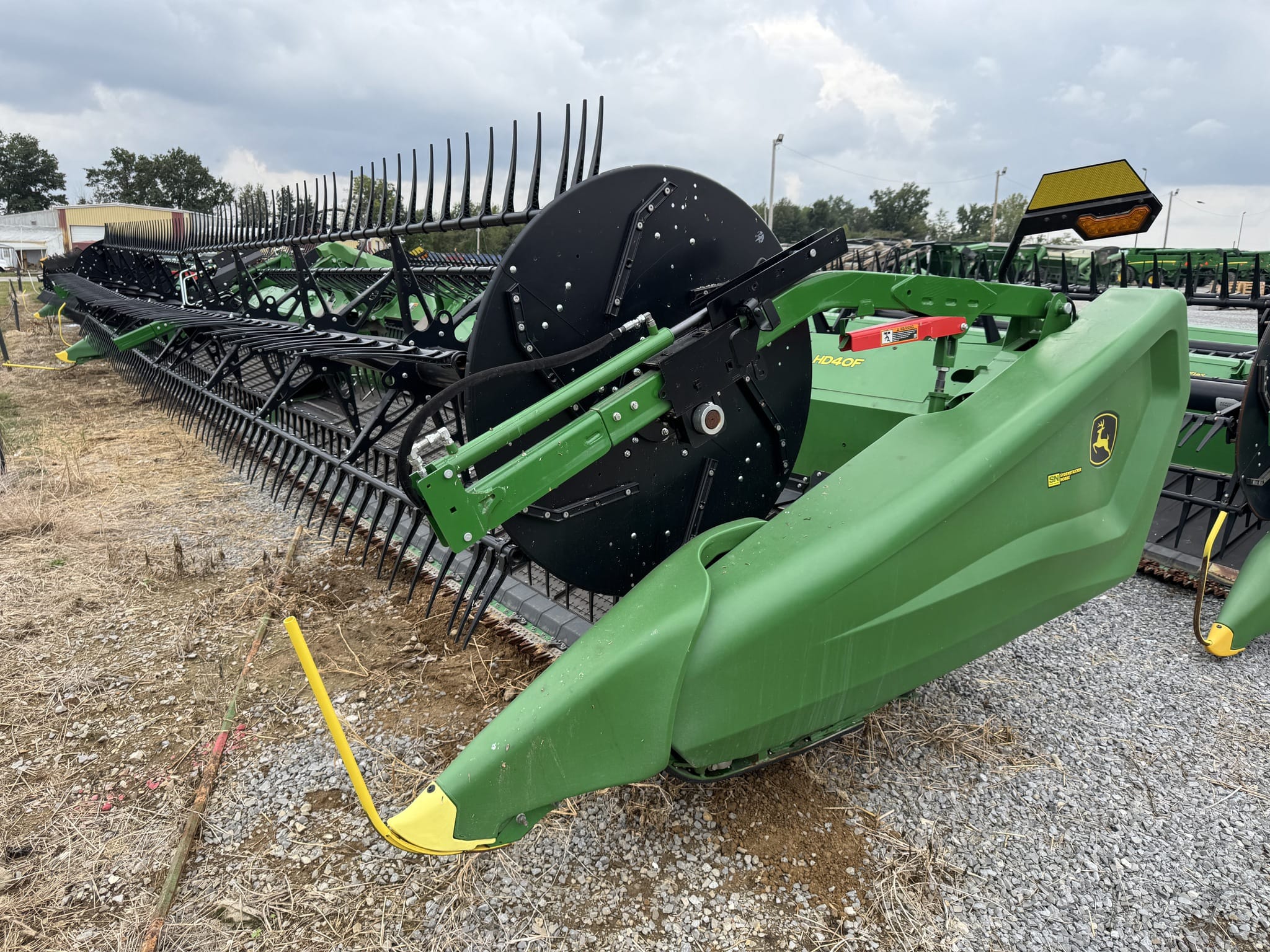 2023 John Deere HD40F Image