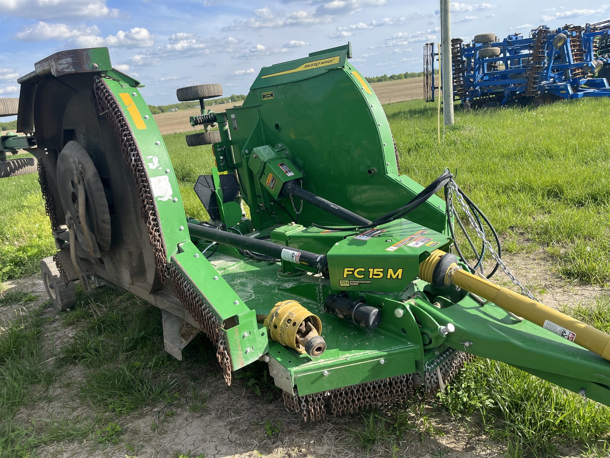 2023 John Deere FC15M Image