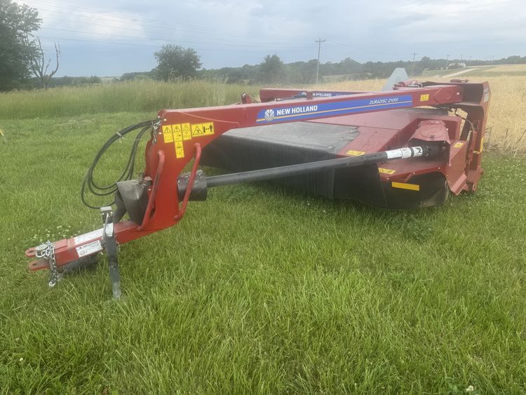 2021 New Holland 210 Image