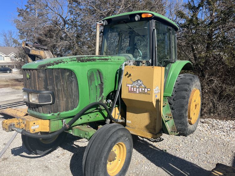 2004 John Deere 6615 Image