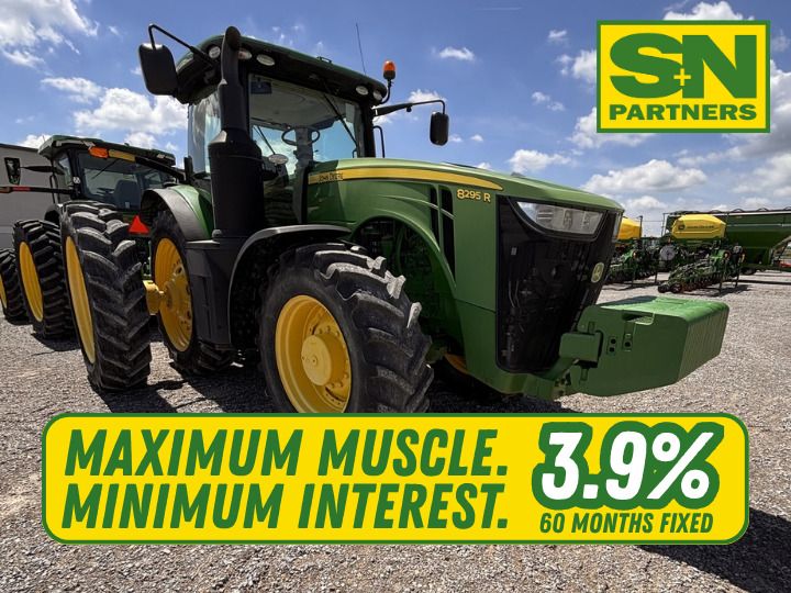 2016 John Deere 8295R Image