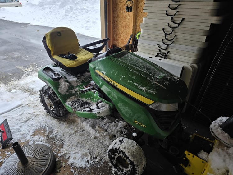2015 John Deere X300 Image