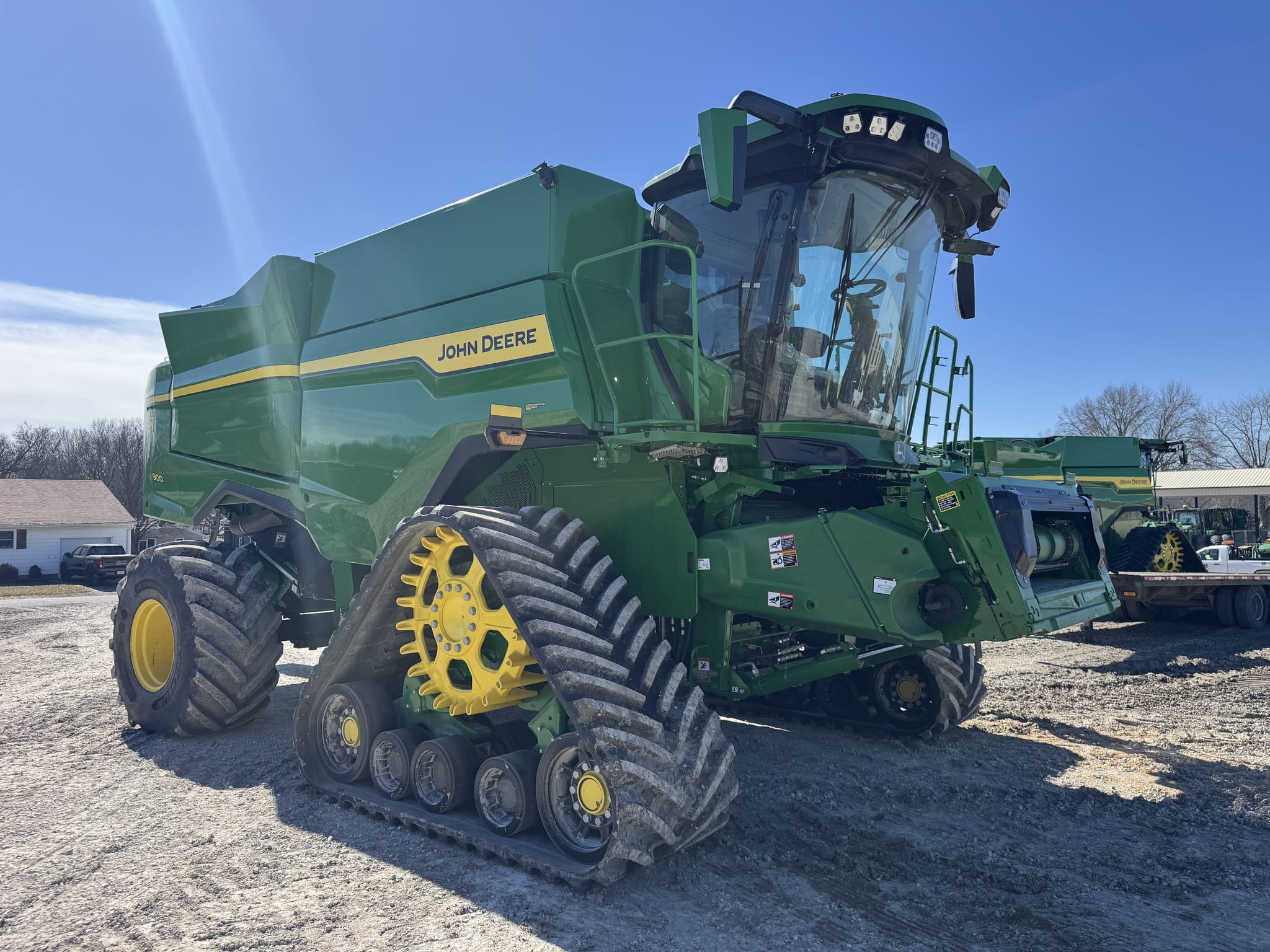 2025 John Deere S7 900 Image
