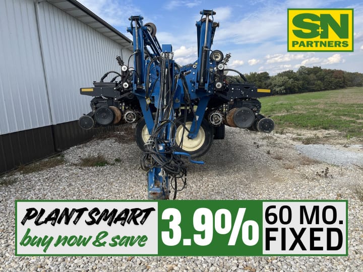 2018 Kinze 3700 Image