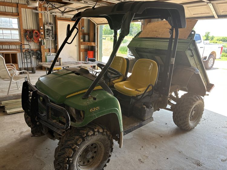 2010 John Deere XUV 620I GREEN Image