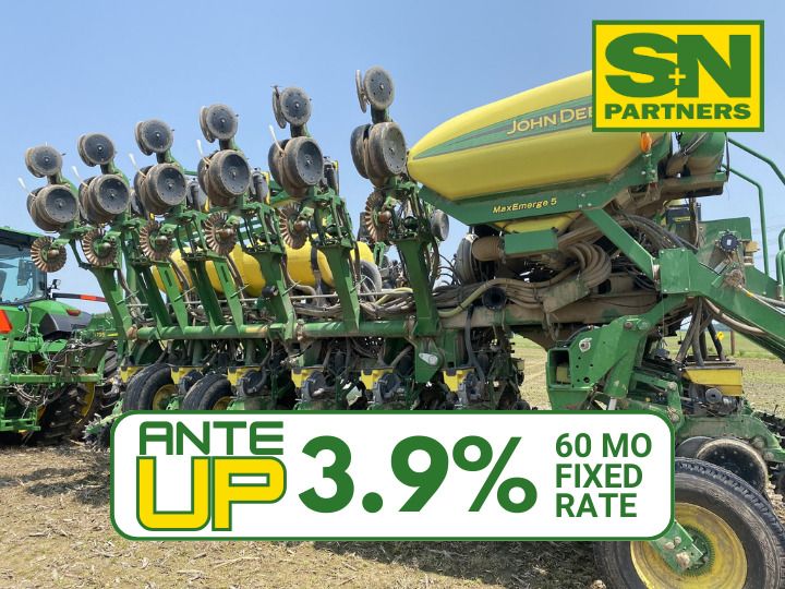 2015 John Deere 1795 Image