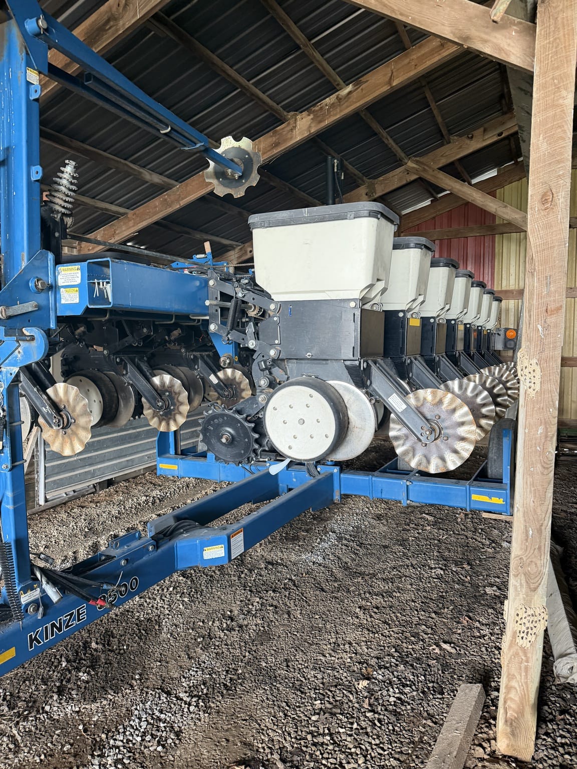 2002 Kinze 3500 Image