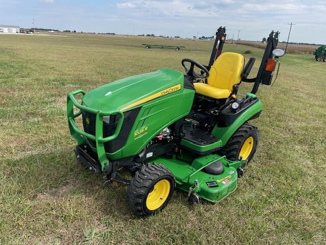 2013 John Deere 1025R Image