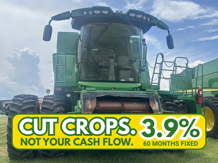 2014 John Deere S680 Image