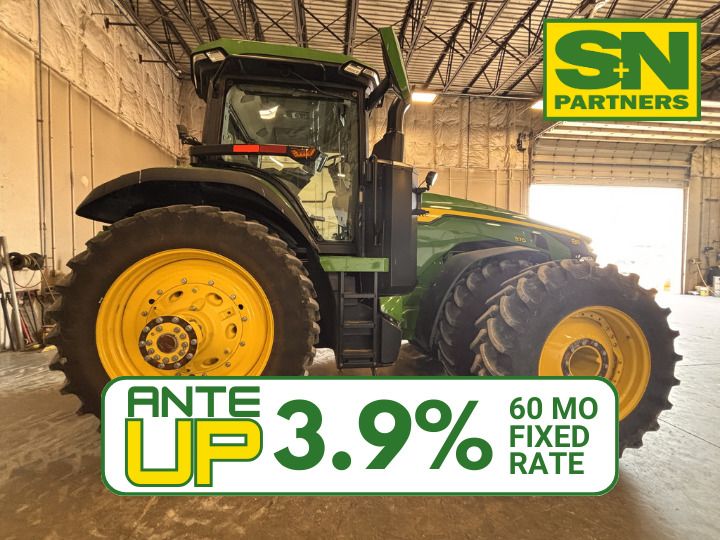 2024 John Deere 8R 370 Image