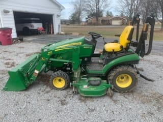 2023 John Deere 1025R Image