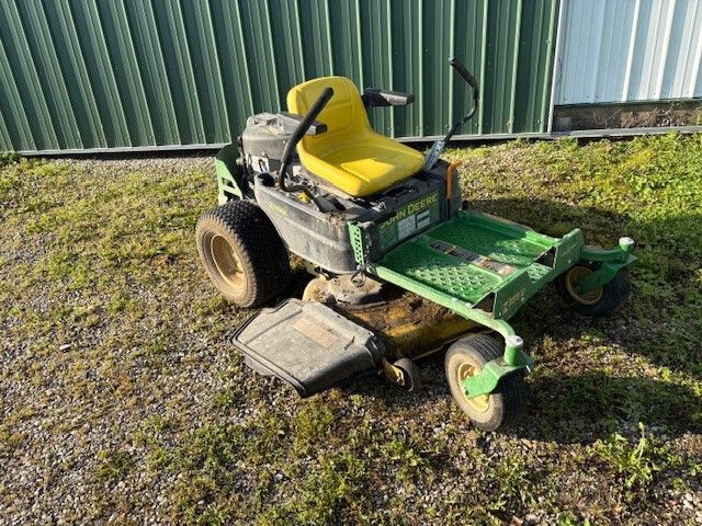 2018 John Deere Z335E Image