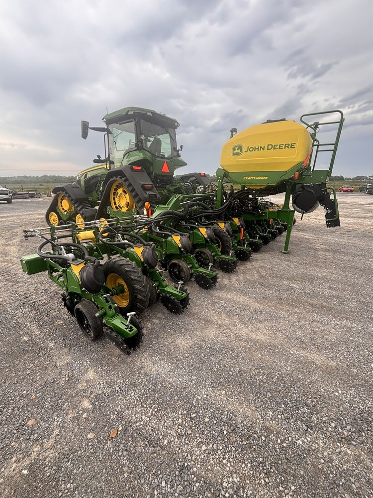 2024 John Deere 1725 CCS Image