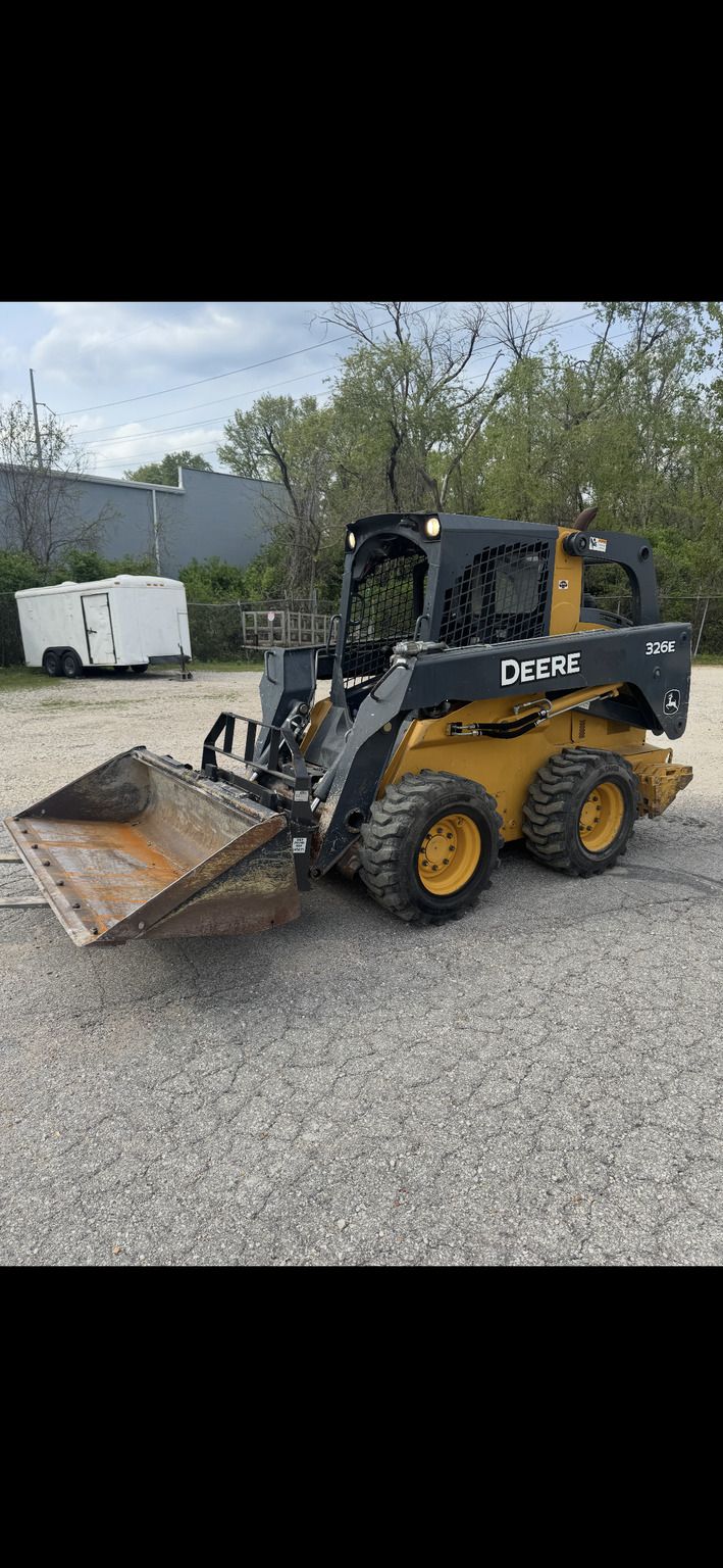 2014 John Deere 326E Image