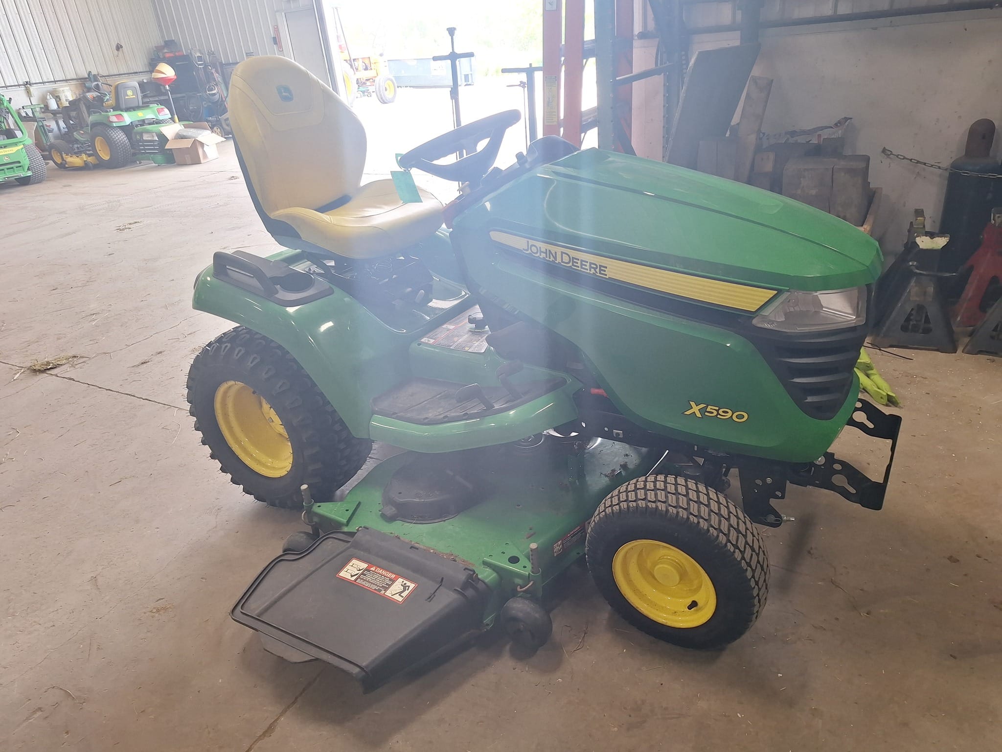 2023 John Deere X590 Image