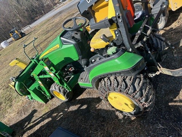 2014 John Deere 1025R Image