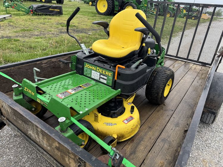 2020 John Deere Z335M Image