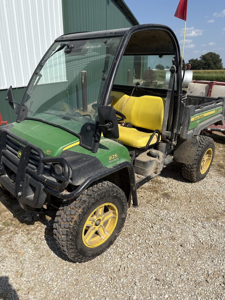 2016 John Deere XUV 825i Image