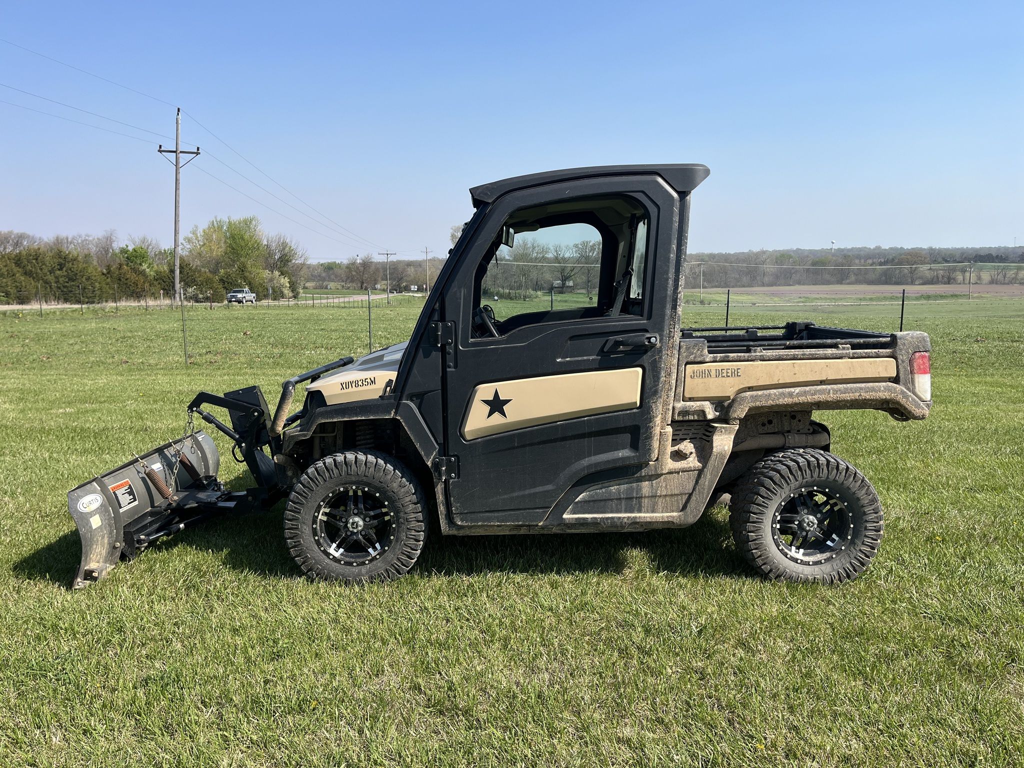 2022 John Deere XUV 835M Image