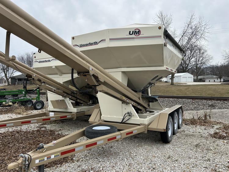 2014 Unverferth 3750XL Image