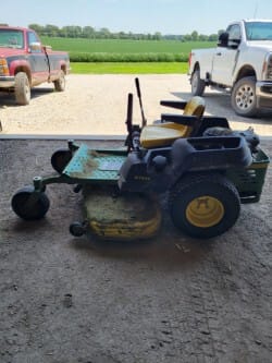 2016 John Deere Z525E Image