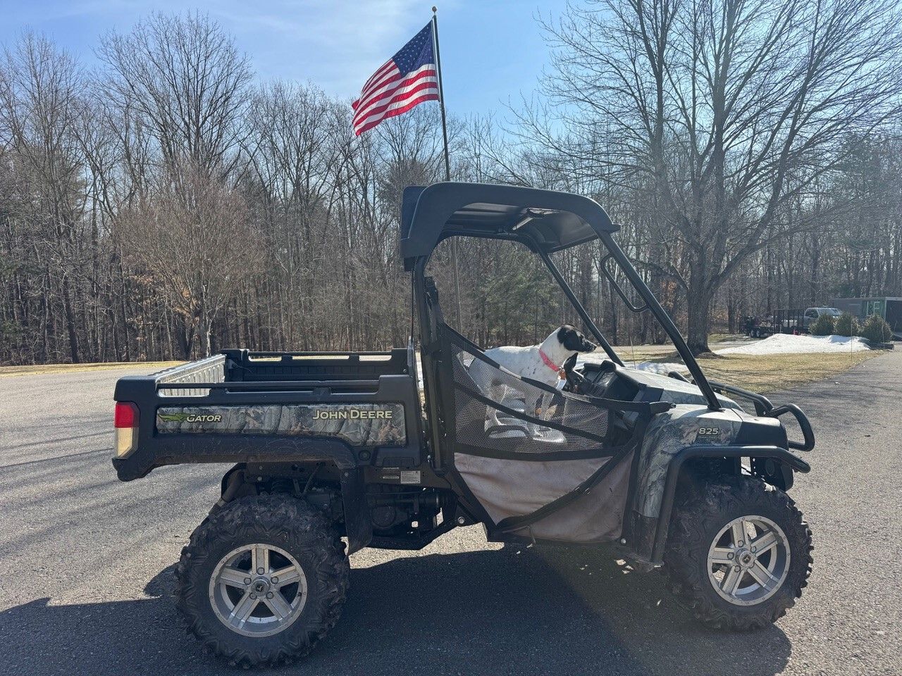 2016 John Deere XUV 825I CAMO Image