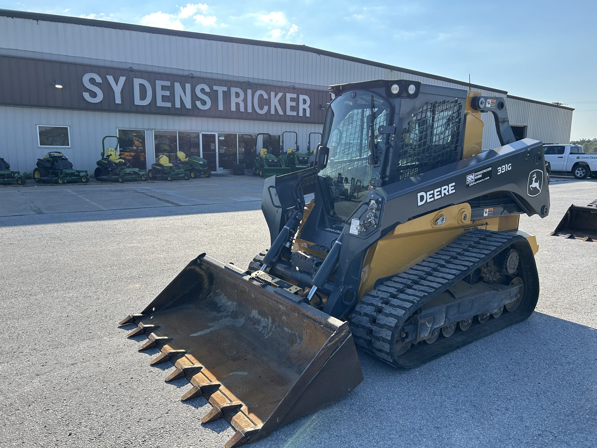 2023 John Deere 331G Image