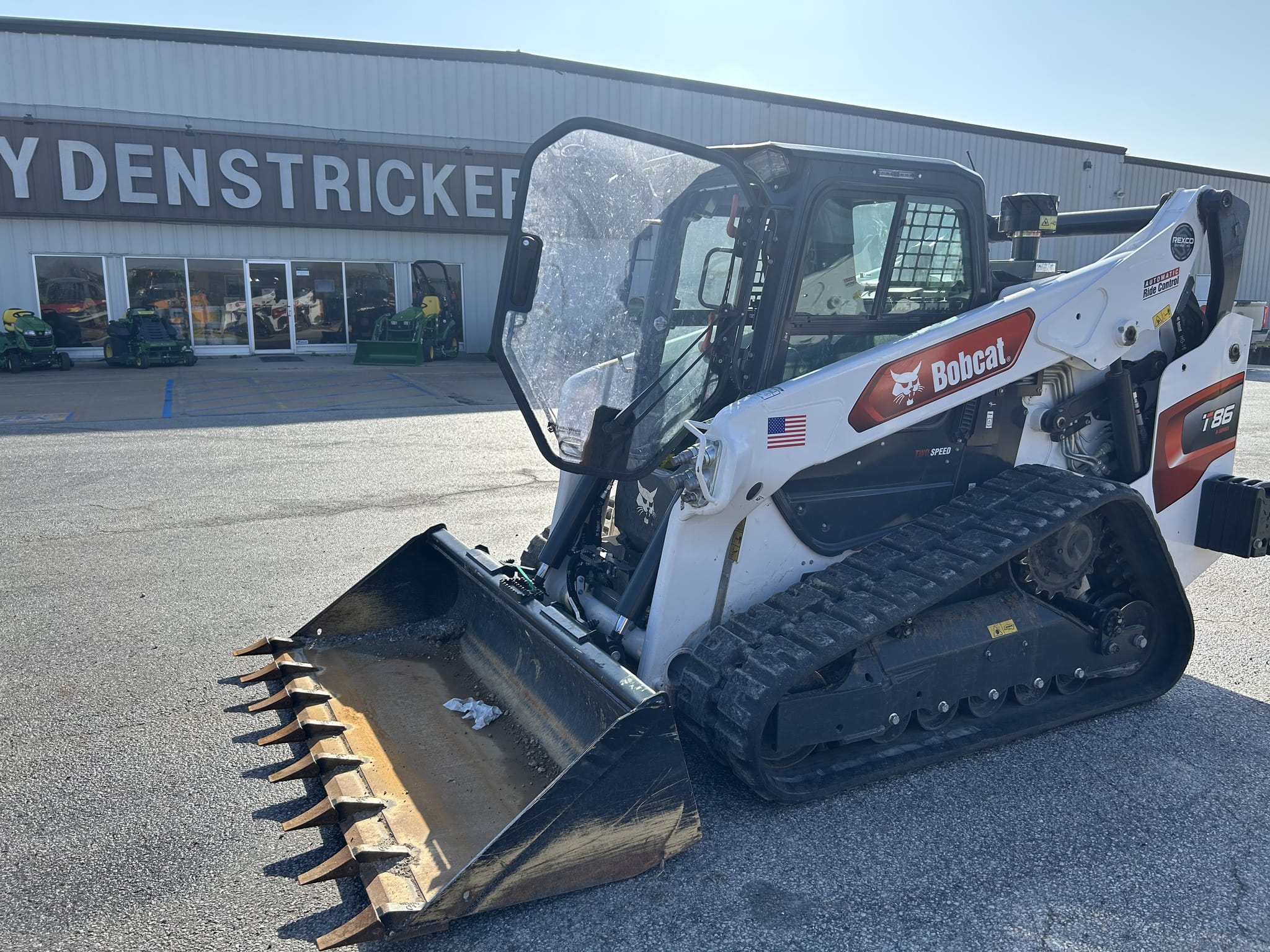 2025 Bobcat T86 Image