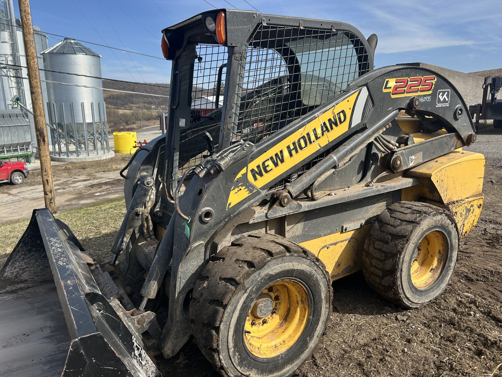 2011 New Holland L225 Image