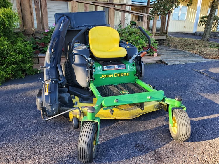 2009 John Deere Z425 Image
