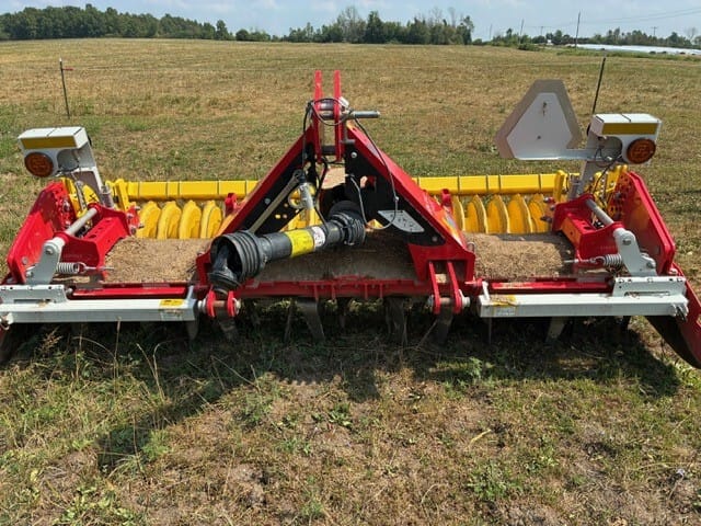 2023 Pottinger LION 3040 Image