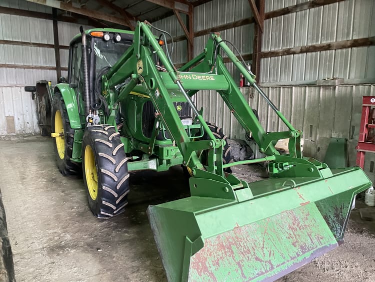 2004 John Deere 6420 Image
