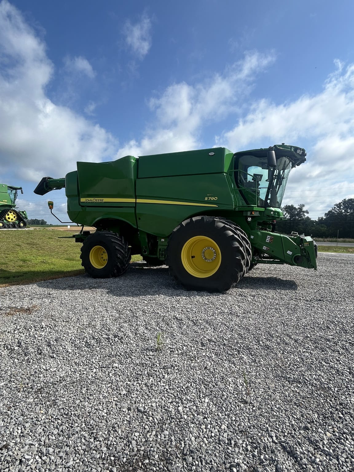 2024 John Deere S790 Image