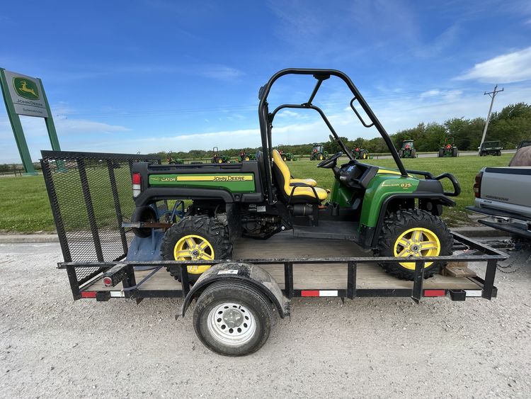 2011 John Deere XUV 825I GREEN Image