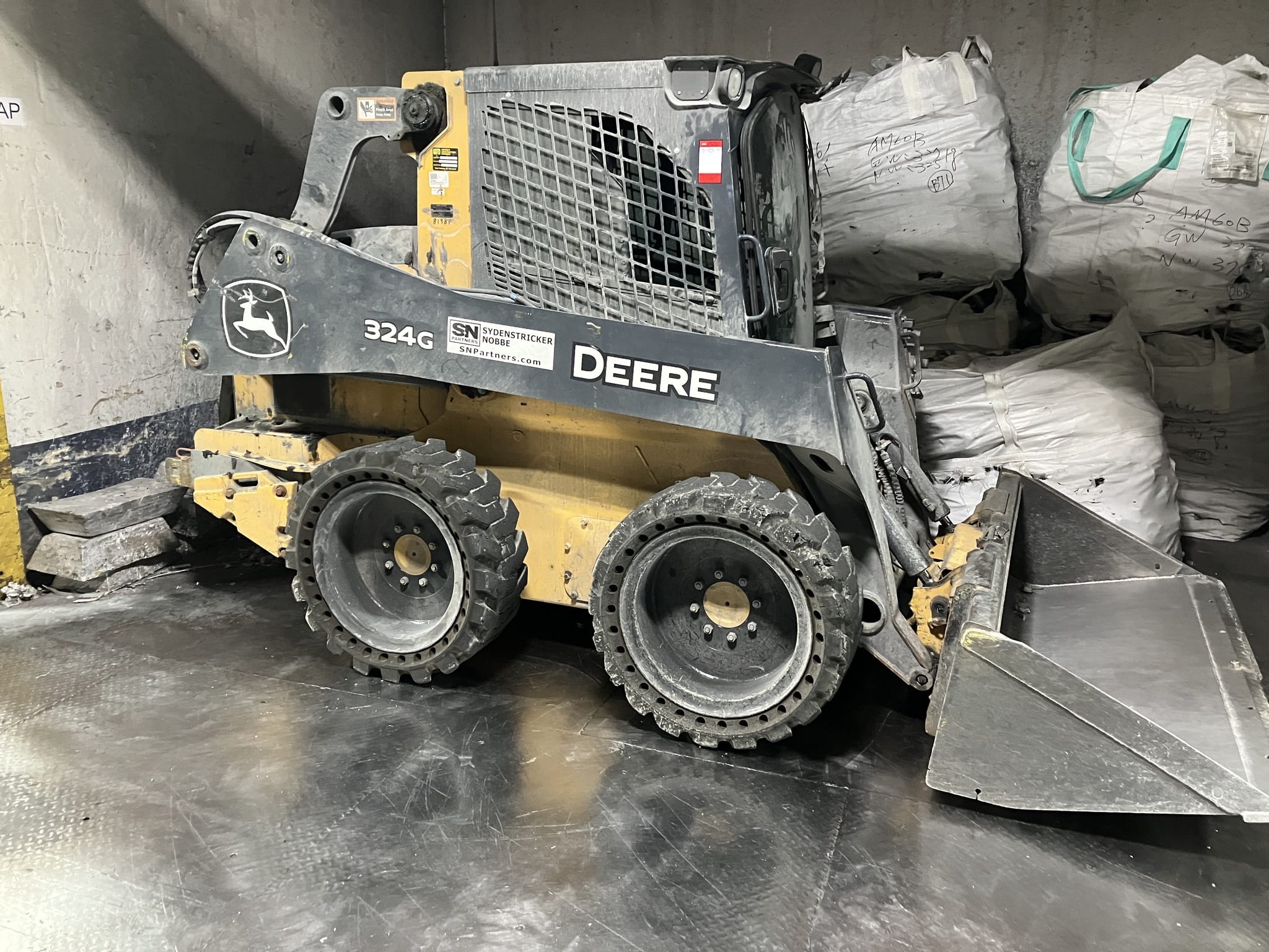 2023 John Deere 324G Image