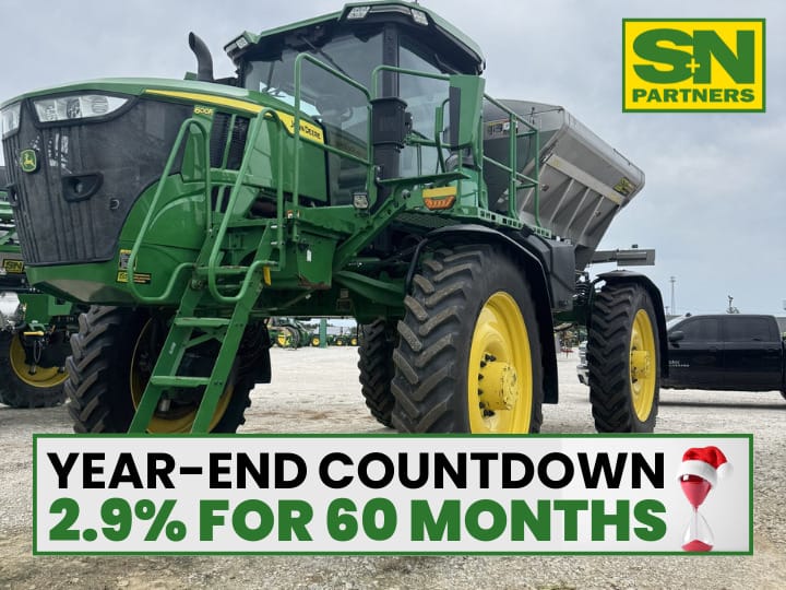 2022 John Deere 600R Image