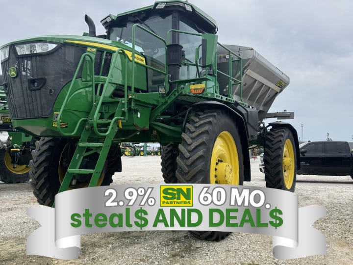 2022 John Deere 600R Image