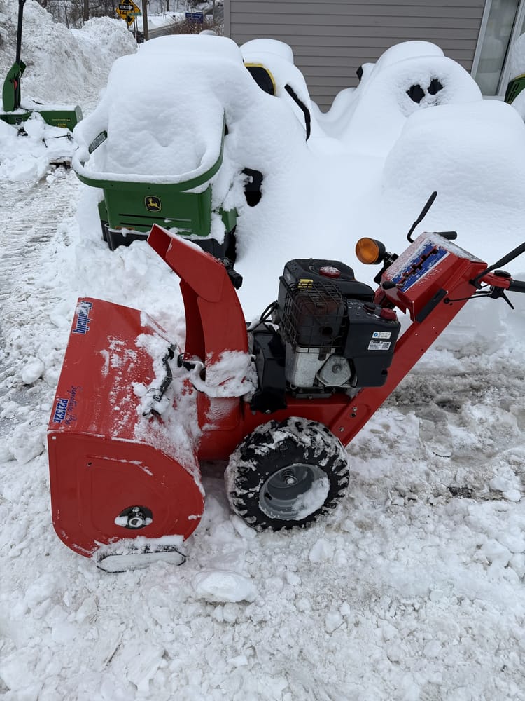 2017 Simplicity P2132E Image