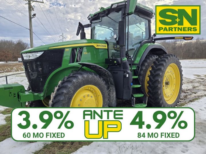 2023 John Deere 7R 230 Image