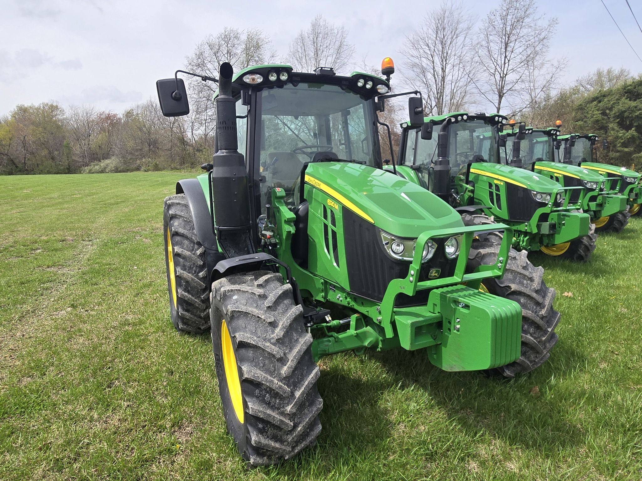 2023 John Deere 6120M Image