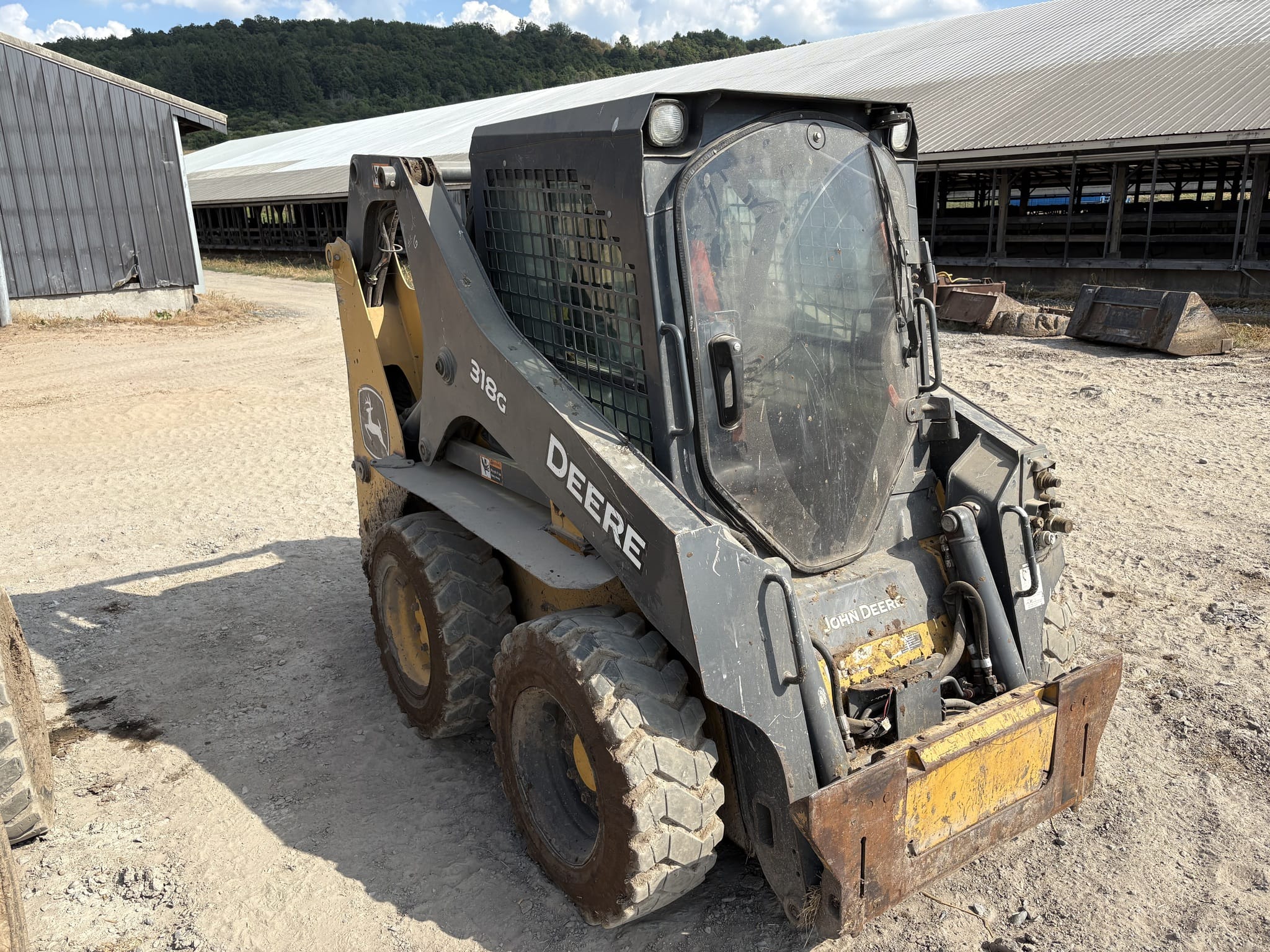 2021 John Deere 318G Image