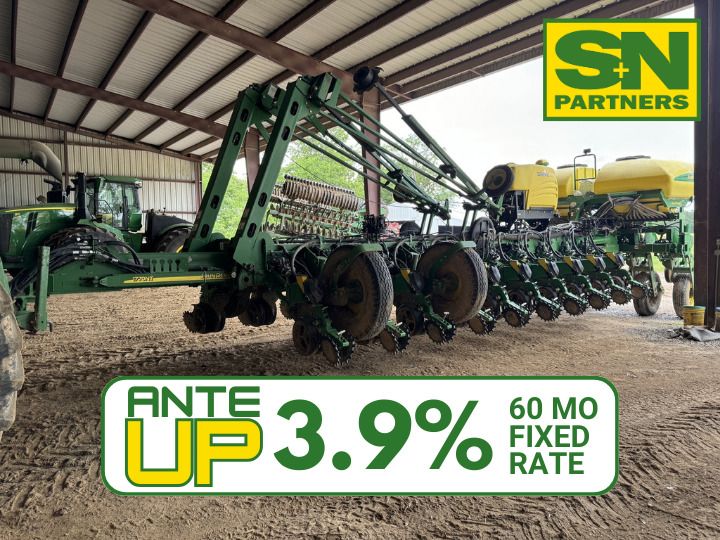 2014 John Deere 1770NT Image