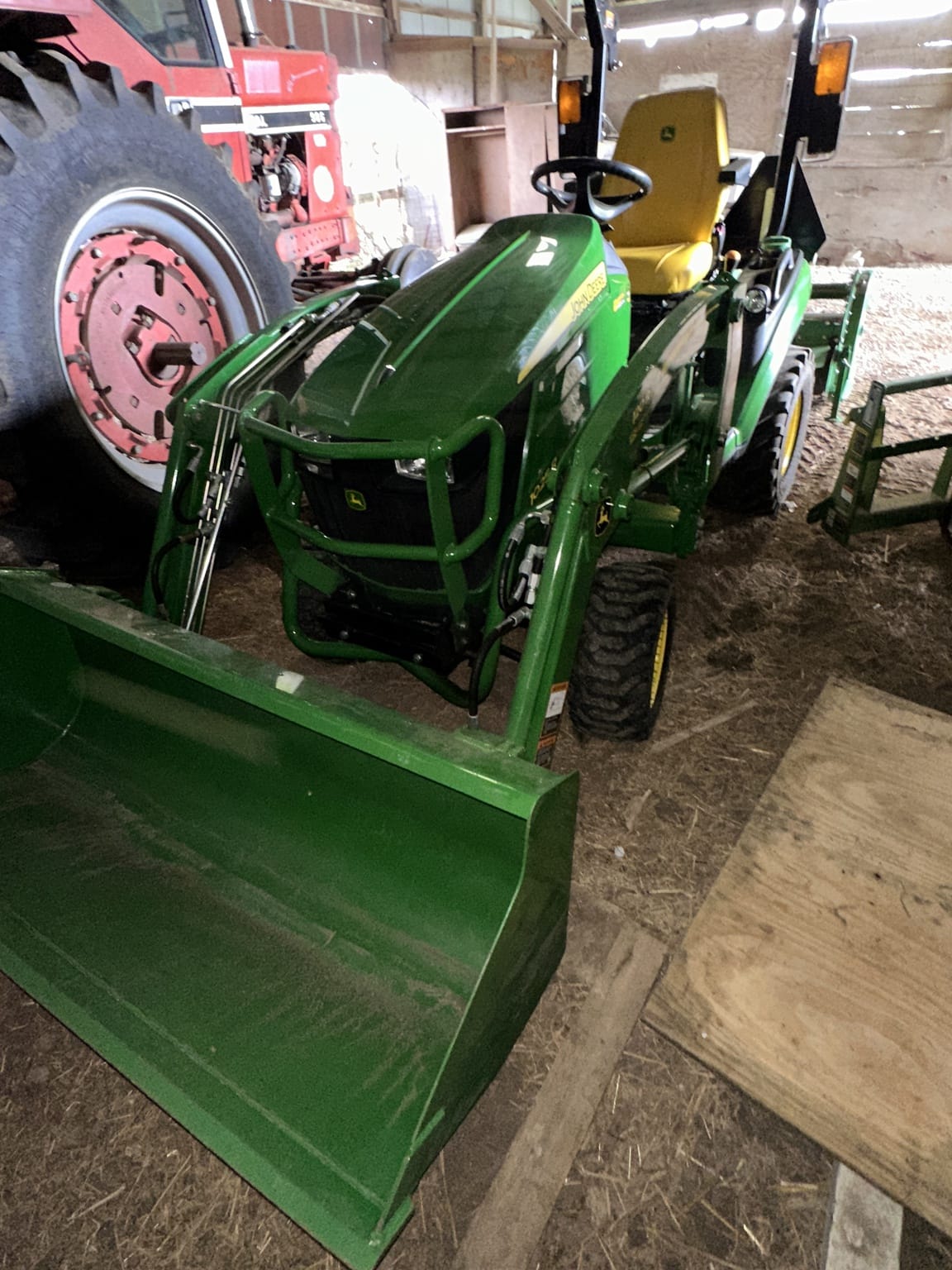 2021 John Deere 1025R Image