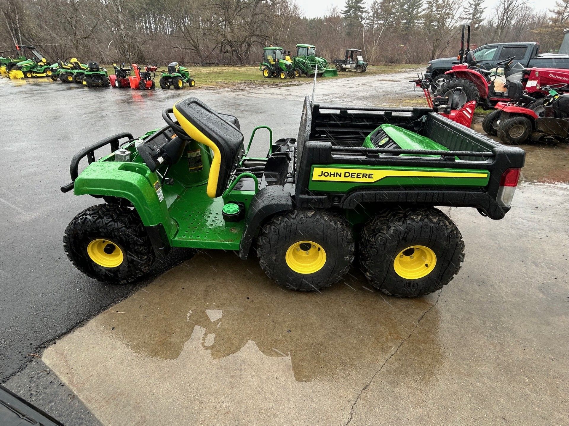 2024 John Deere TH 6X4 Image