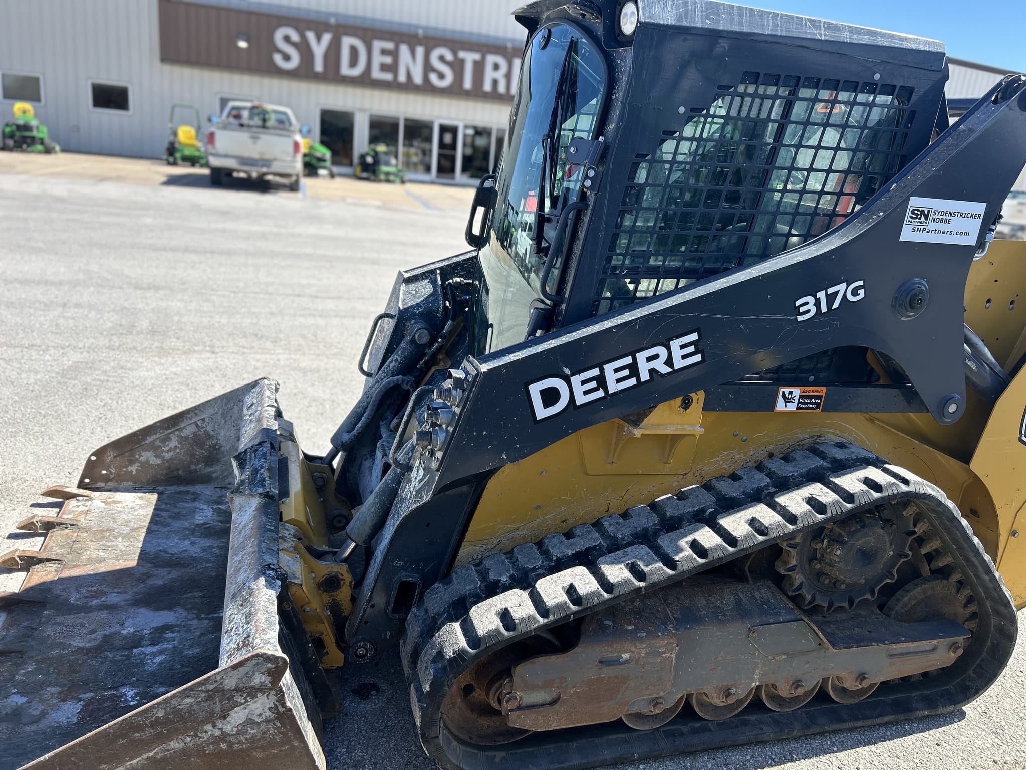 2023 John Deere 317G Image