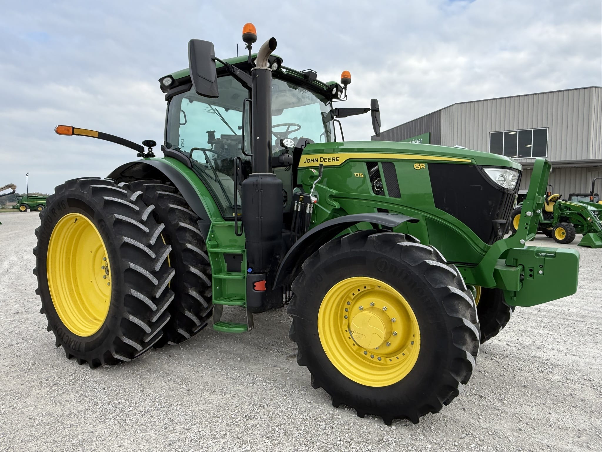 2024 John Deere 6R 175 Image
