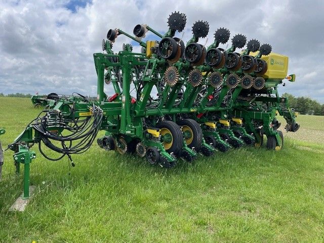 2023 John Deere 1795 Image