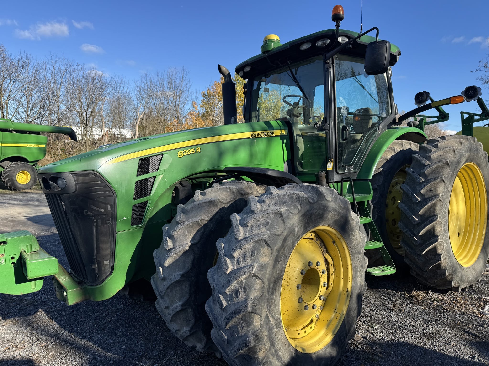 2010 John Deere 8295R Image