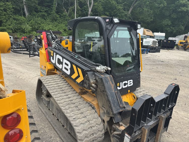 2021 JCB 3TS-8T Image